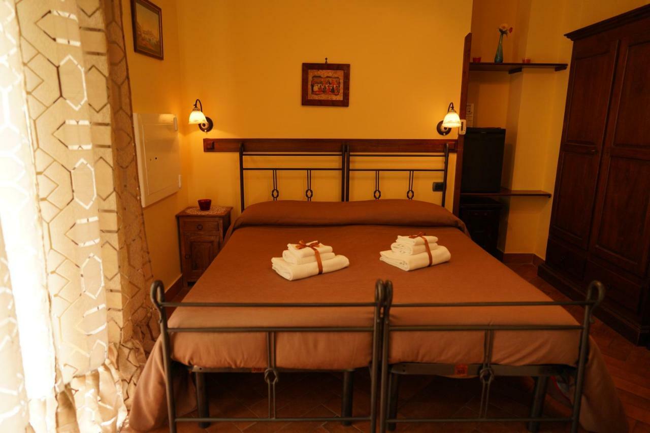B&B Conte Cavour Nápoles Exterior foto